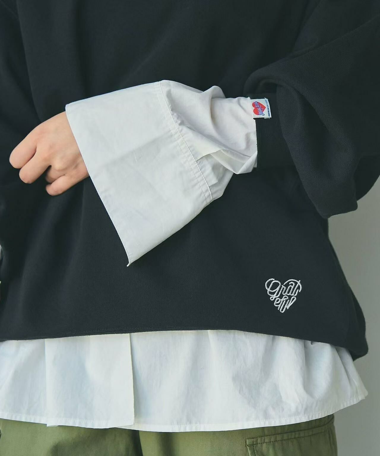 日本直送Coen heart motif embroidered sweatshirt - HLY & CHOCCICO