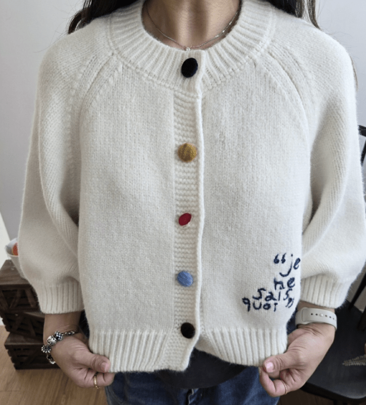 韓國直送Embroidered Charm Cardigan HLY & CHOCCICO