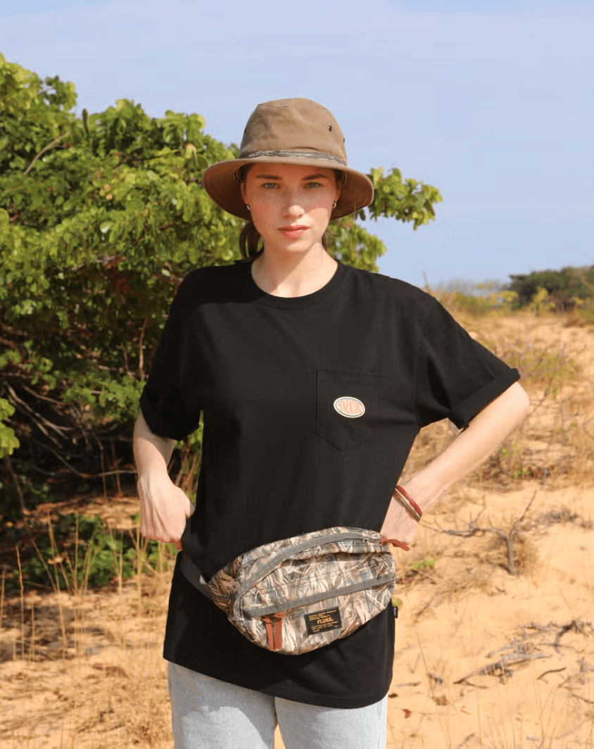 韓國直送Fluke Adventure Trucker Pocket Short Sleeve Tee - HLY & CHOCCICO