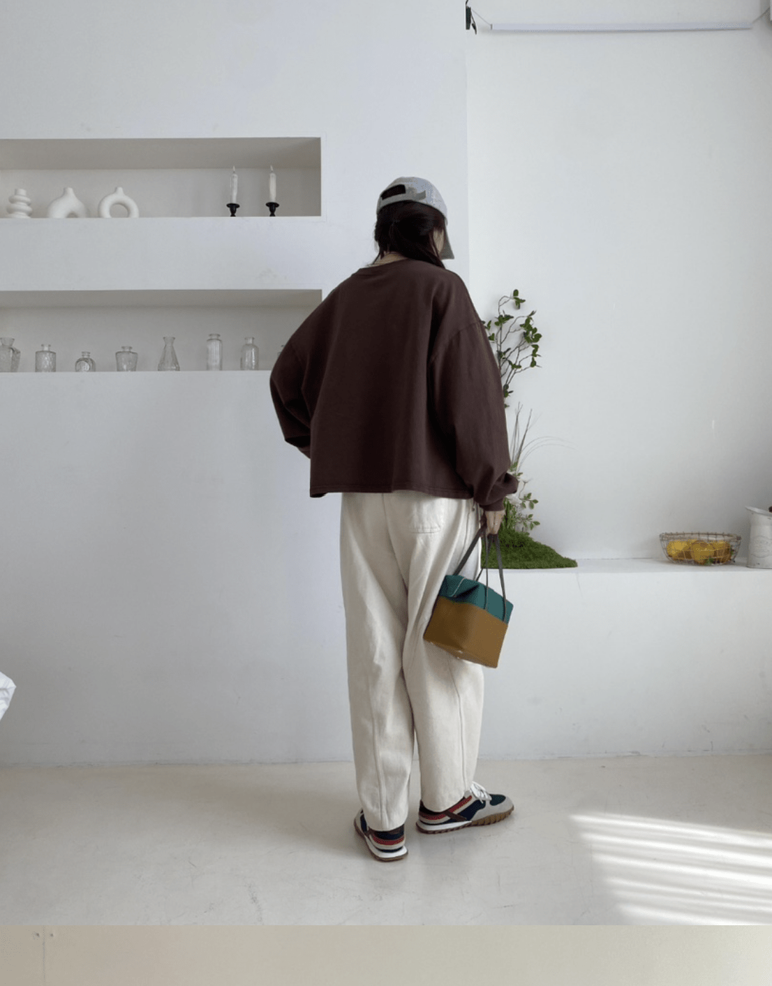 韓國直送Gallery Painted Sweatshirts HLY & CHOCCICO