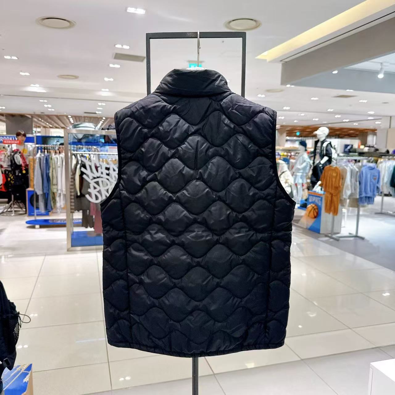 TNF Kids Milo Hoodies Eco 輕身夾棉防風保暖背心 - HLY & CHOCCICO