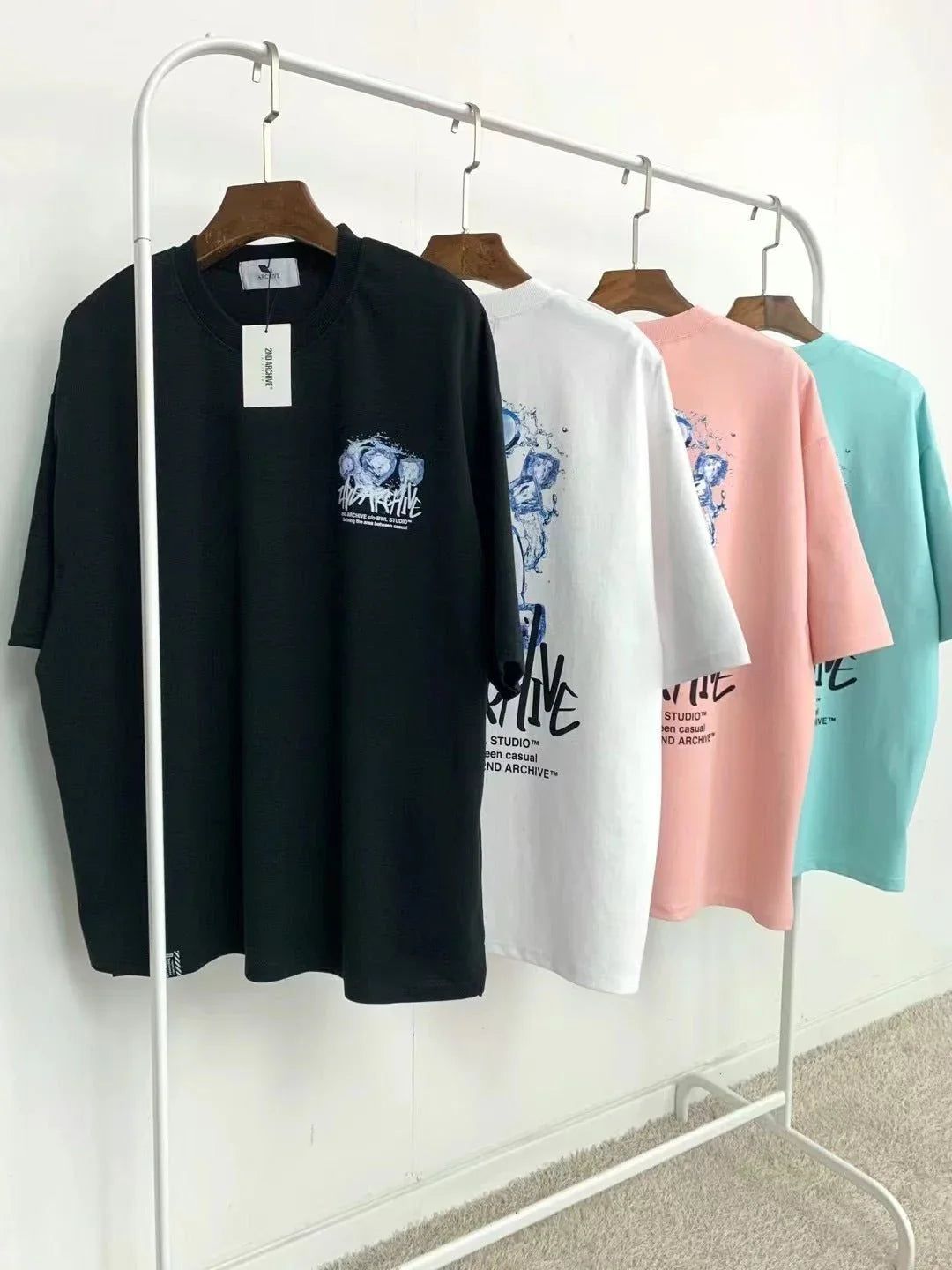 韓國直送🇰🇷 2ND ARCHIVE ICE BEAR TEE- 4 Color - HLY & CHOCCICO