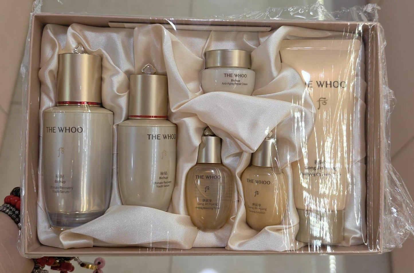 新版WHOO后祕貼自生精華套盒「香港專櫃」 - HLY & CHOCCICO