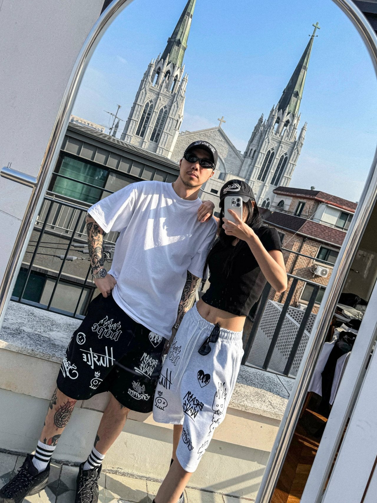 韓國直送 PLUS 82 HIYA Firework Graffiti Shorts - HLY & CHOCCICO