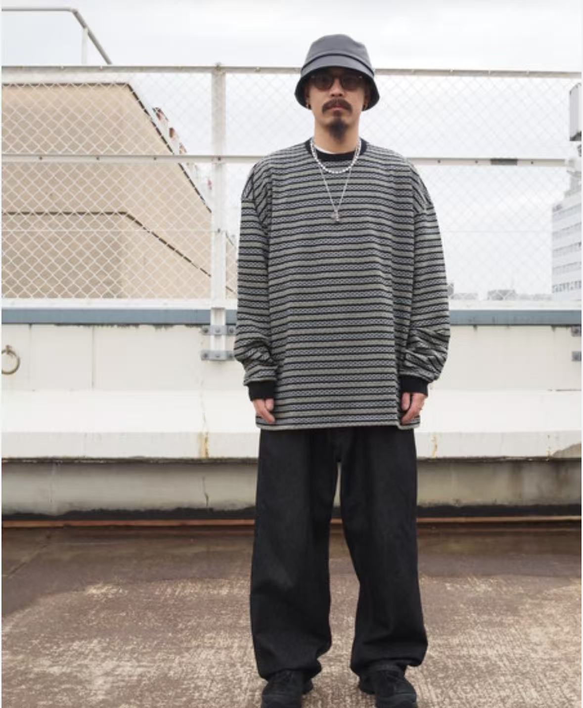 JACQUARD BORDER L/S Long-Sleeve Tee HLY & CHOCCICO