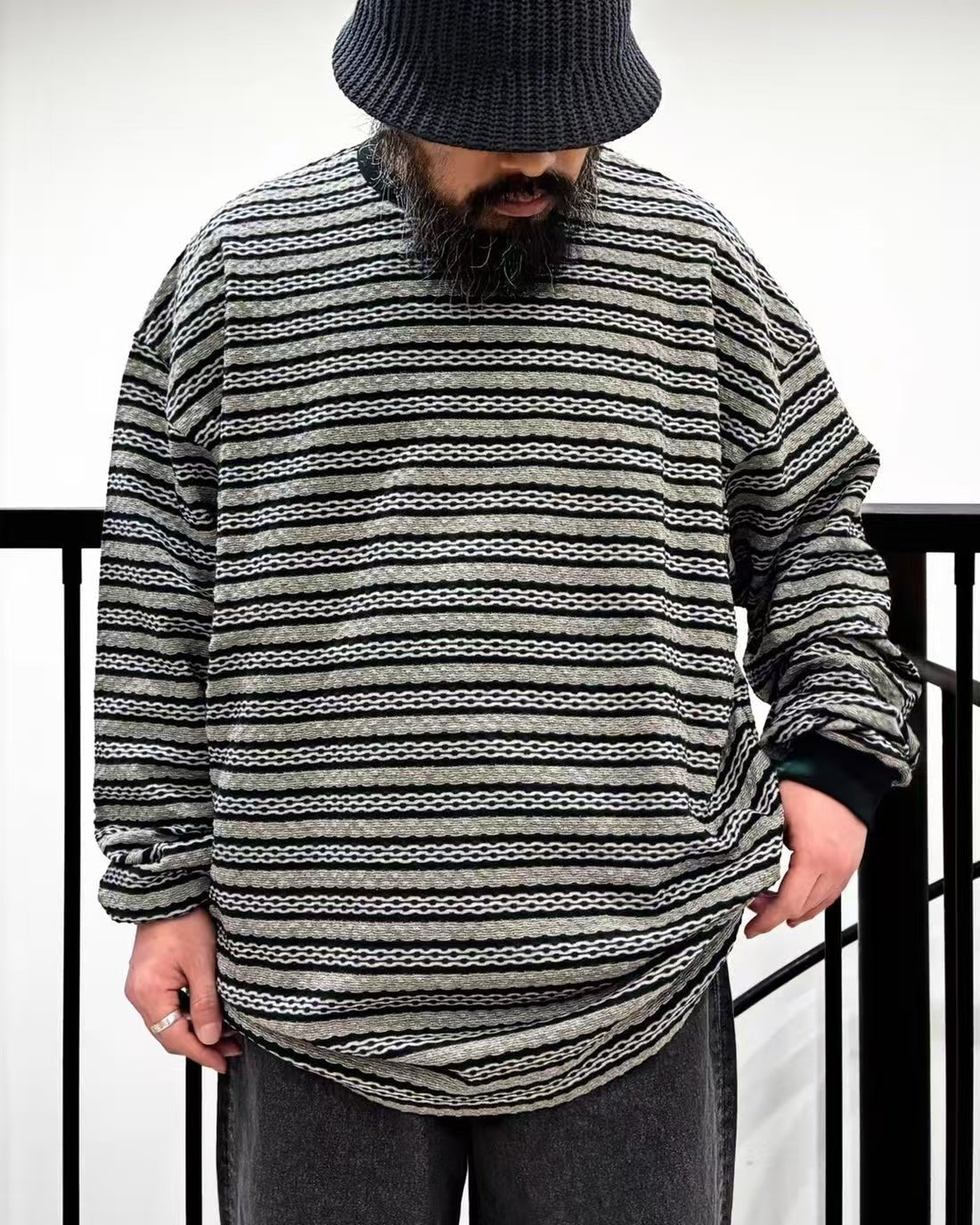 JACQUARD BORDER L/S Long-Sleeve Tee HLY & CHOCCICO