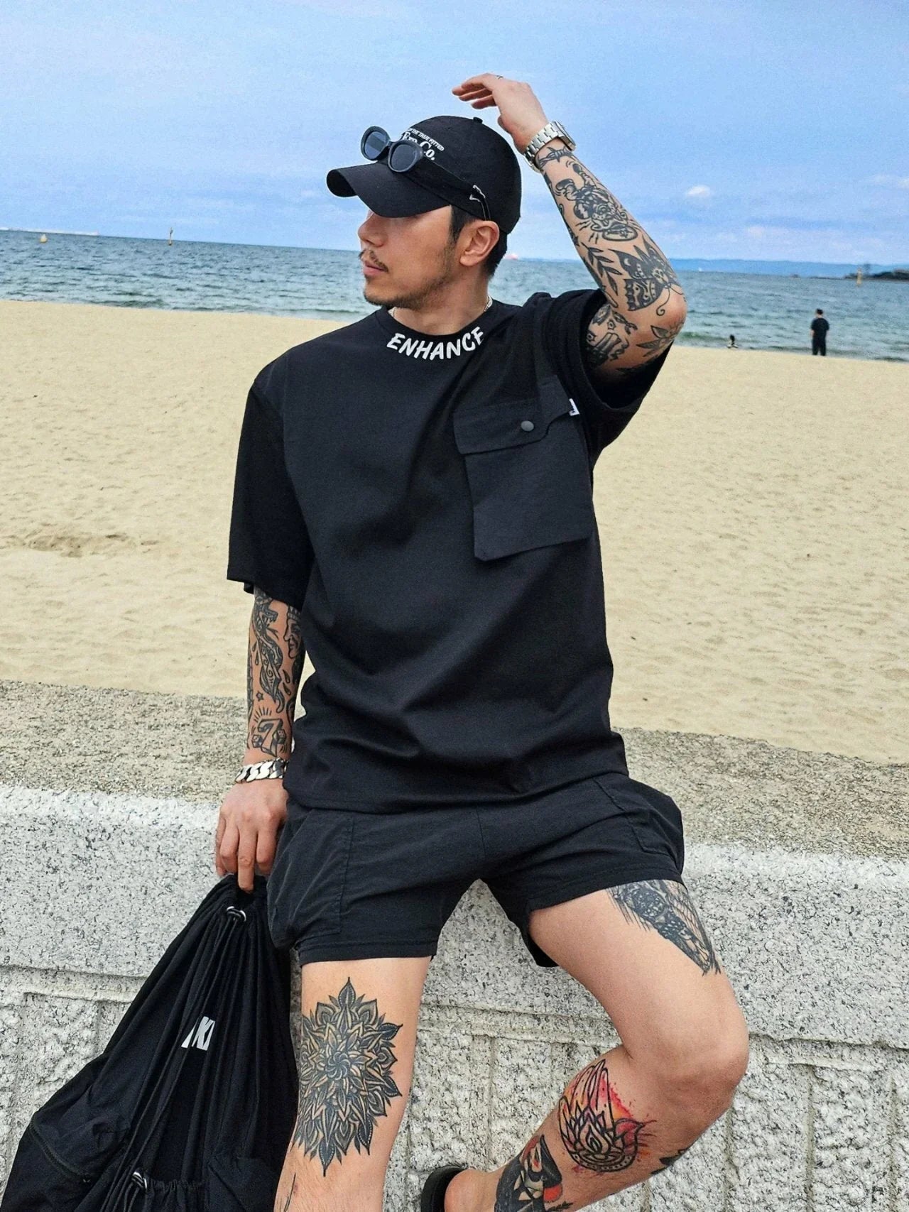 【一口價$295/件】🇰🇷韓國直送🇰🇷 PLUS 82 HIYA Line pocket Short Sleeve -2 Color - HLY & CHOCCICO