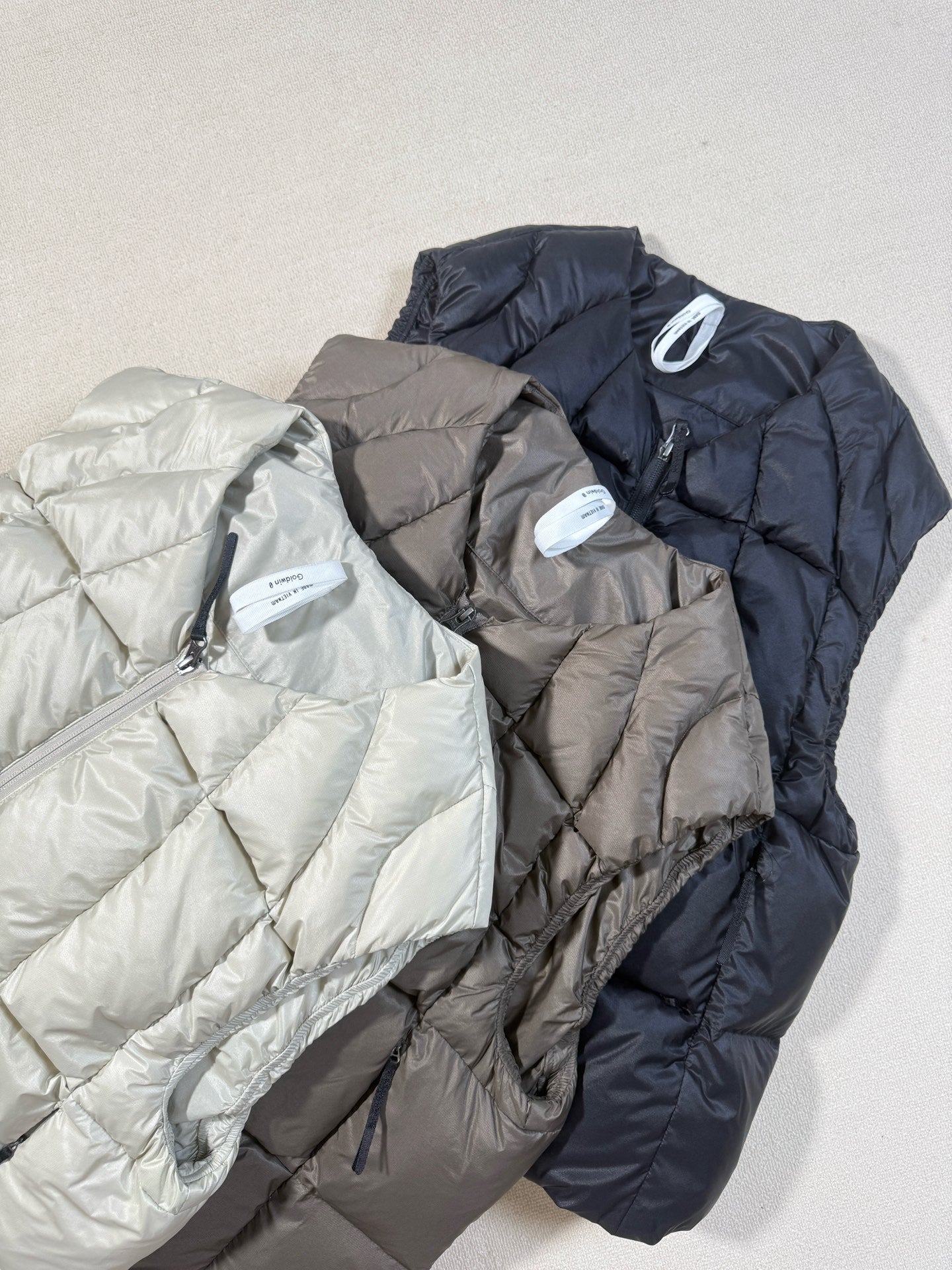 Goldwin O Three Dimensional Down Light Vest - HLY & CHOCCICO