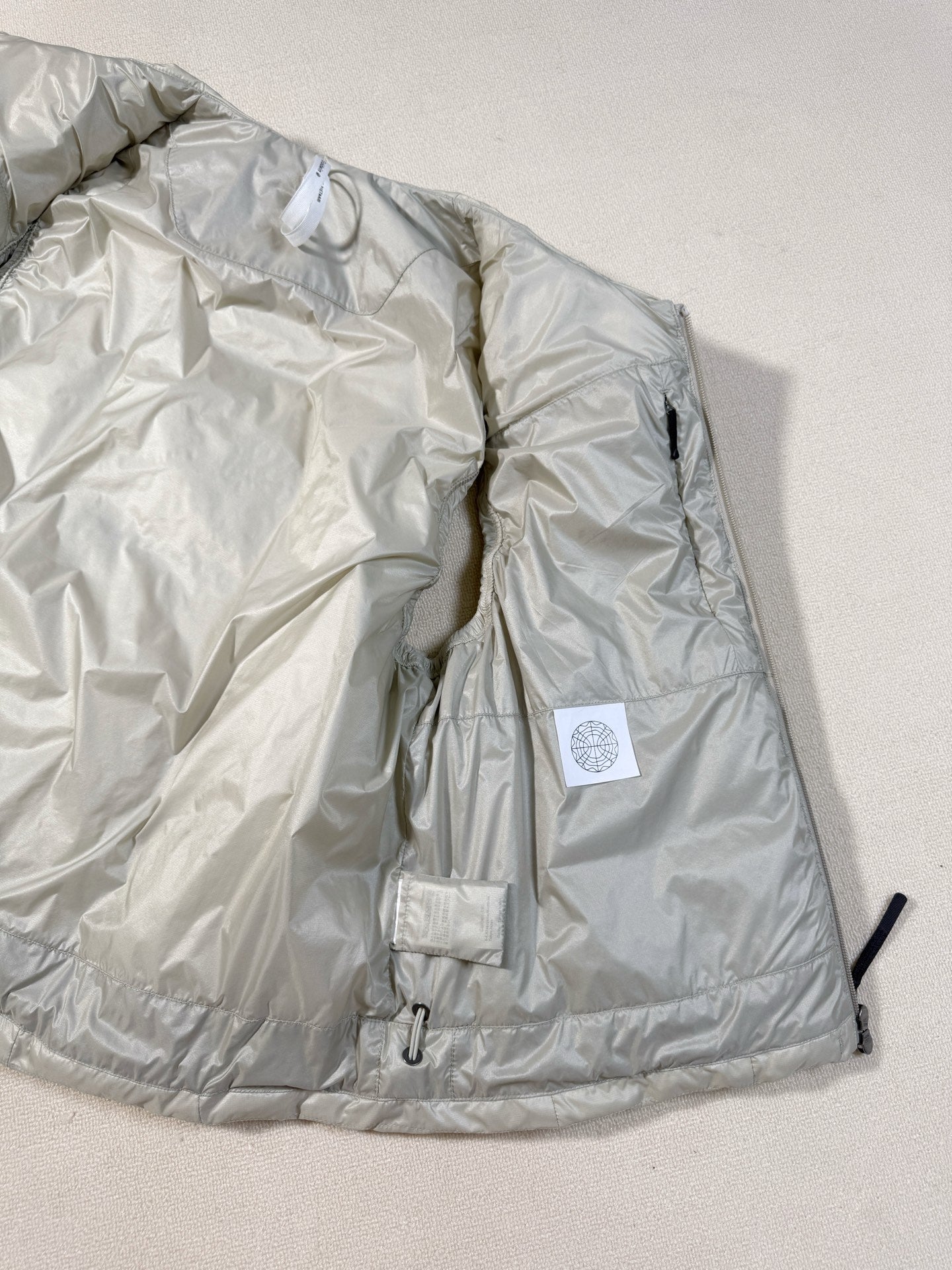 Goldwin O Three Dimensional Down Light Vest - HLY & CHOCCICO