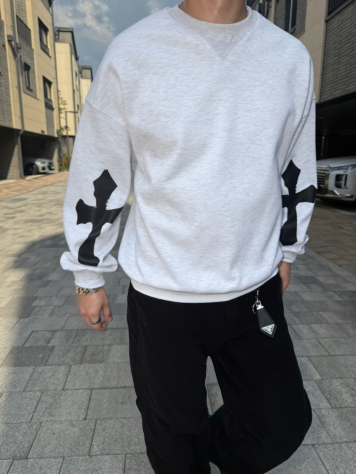韓國直送PLUS 82 HIYA V-Vintage Sweat