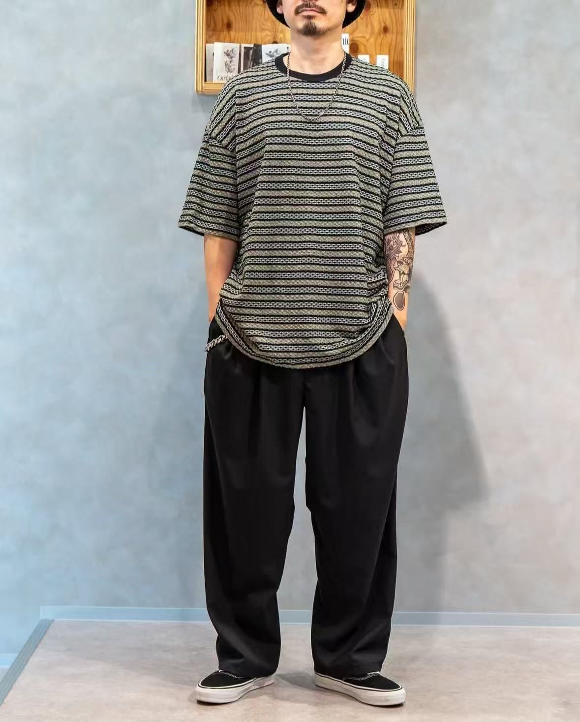 Jacquard Border Tee HLY & CHOCCICO