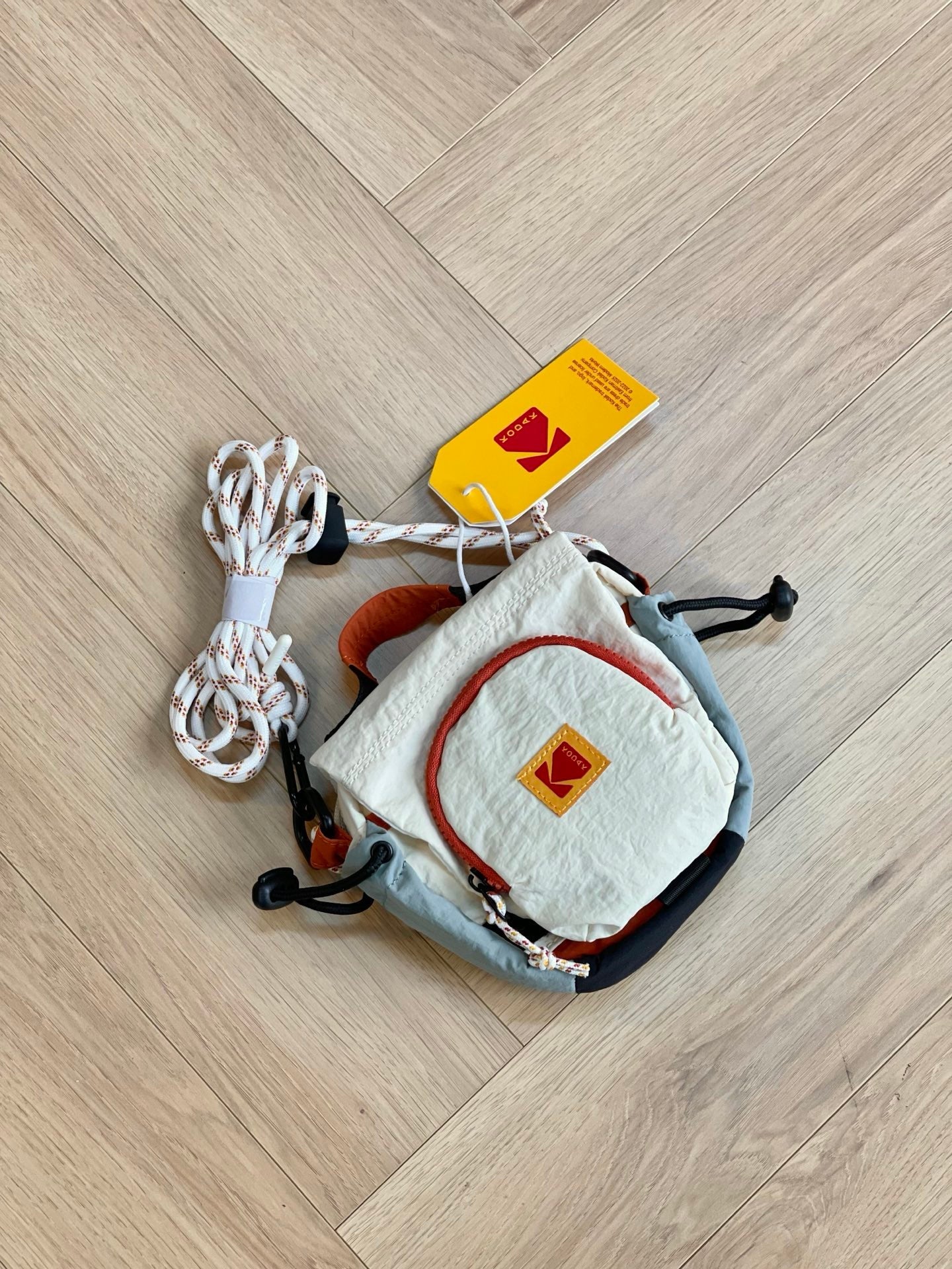 Kodak Camera Crossbody Bag - HLY & CHOCCICO