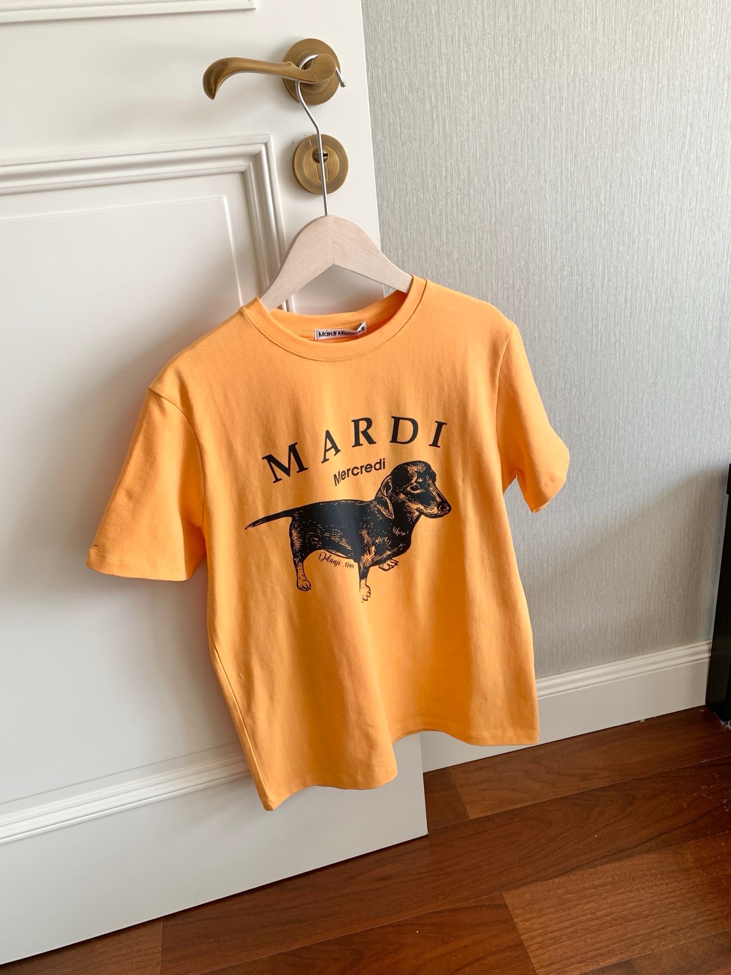 Mardi Slim Ddanji Vivid Tee - HLY & CHOCCICO