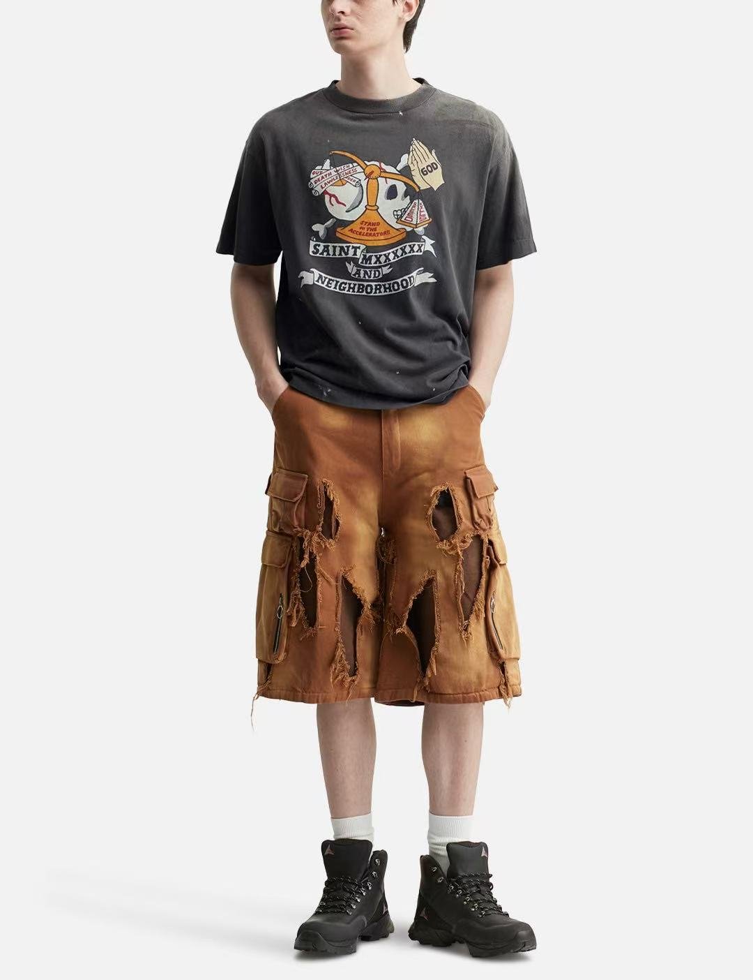 Neighborhod Sthd Pray Tee - HLY & CHOCCICO