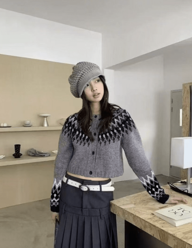 日本直送Nordic Pattern Cropped Length Knit Cardigan - HLY & CHOCCICO