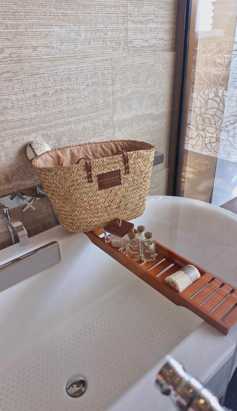 Dubai 杜拜Bulgari Hotel 沙灘🏖️藤籃袋🤎