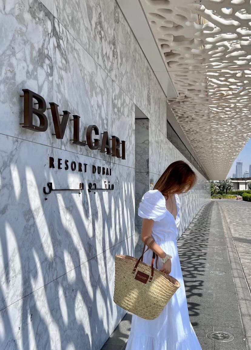 Dubai 杜拜Bulgari Hotel 沙灘🏖️藤籃袋🤎