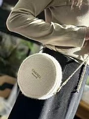 2024Chanel Beaute🎄聖誕限量化妝袋⭐ ✨獨家加裝連小金球鏈