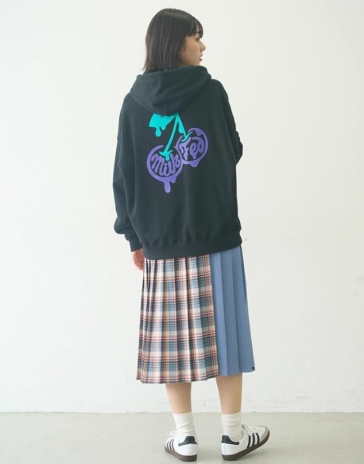 MILK FEED Hoodie 港口工廠