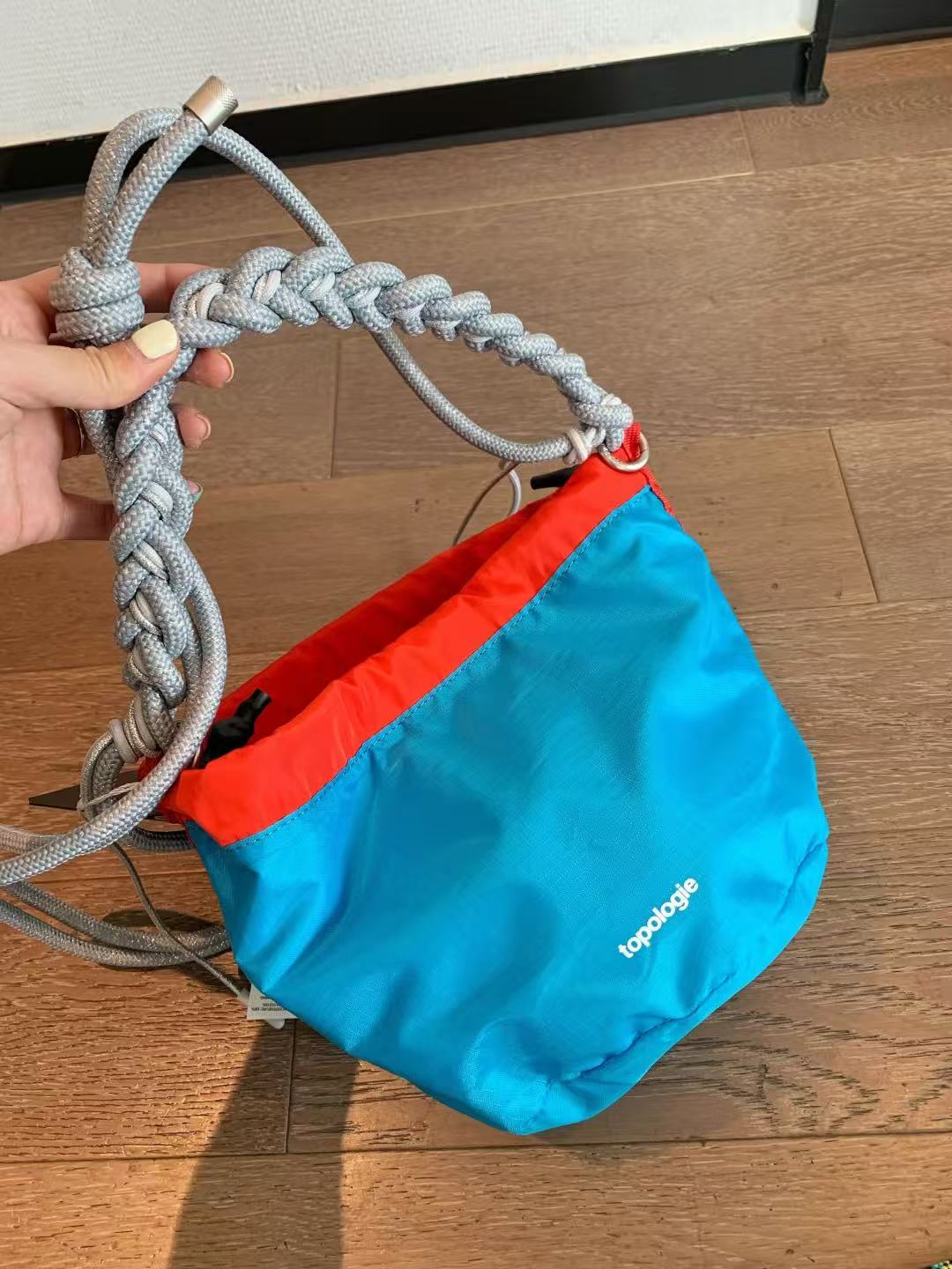 新款OUTLET ~ TOPOLOGIE Bucket Bag HLY & CHOCCICO