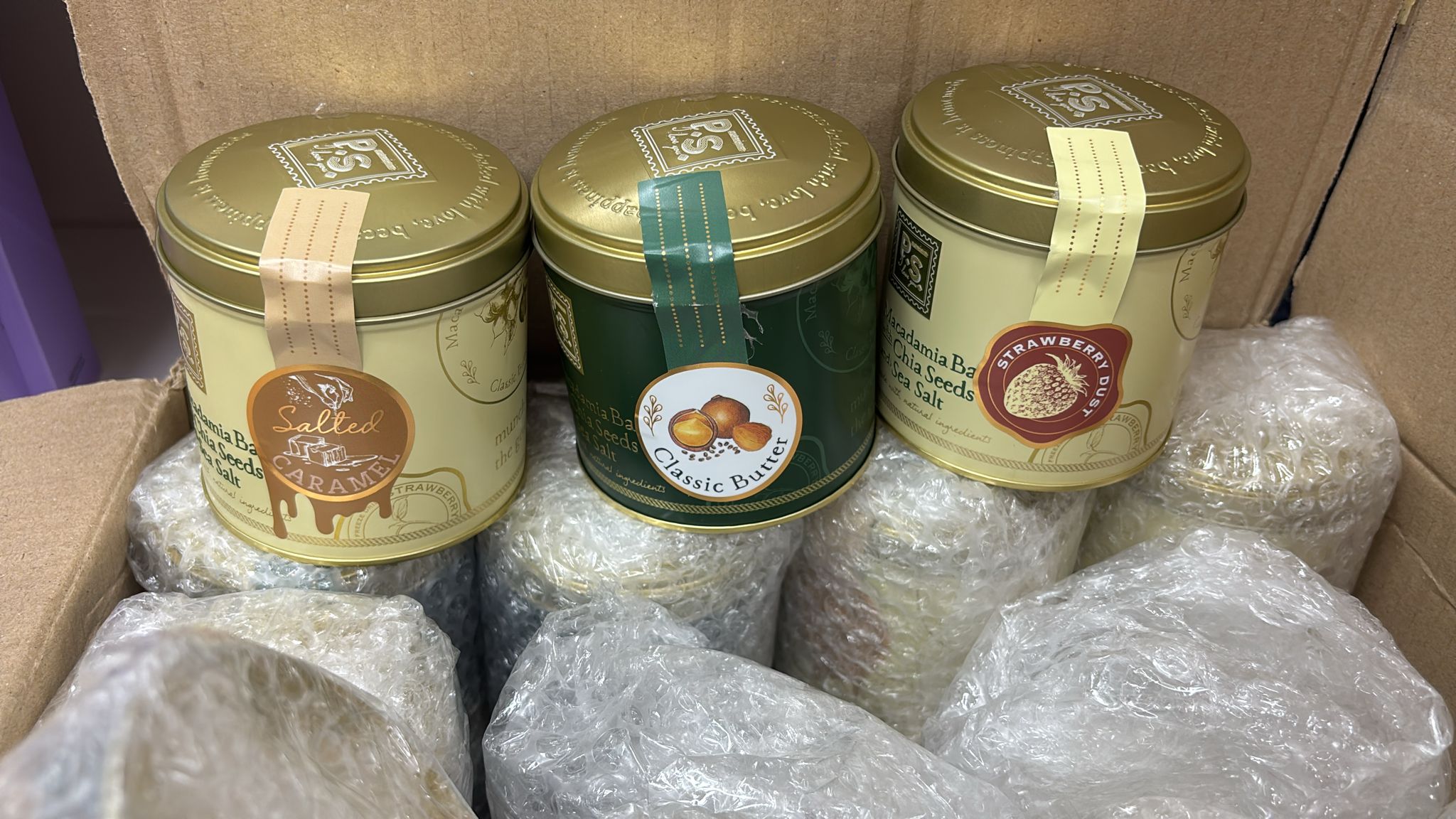 泰國本士小品牌 🇹🇭最新熱賣P.S. I Love You 果仁曲奇球🍪 - HLY & CHOCCICO