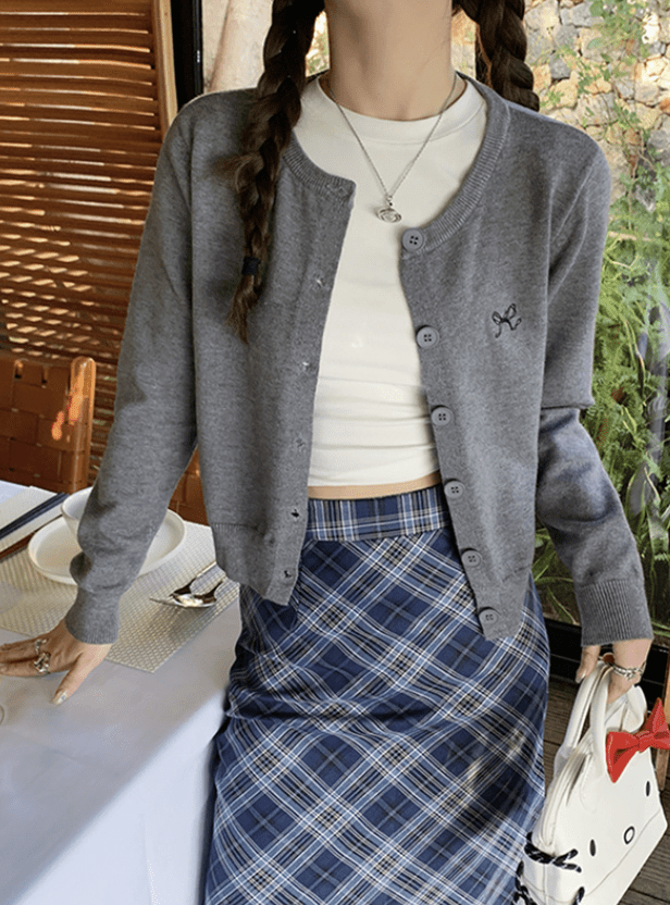 日本直送Ribbon Embroidery Short Length Knitted Cardiga - HLY & CHOCCICO