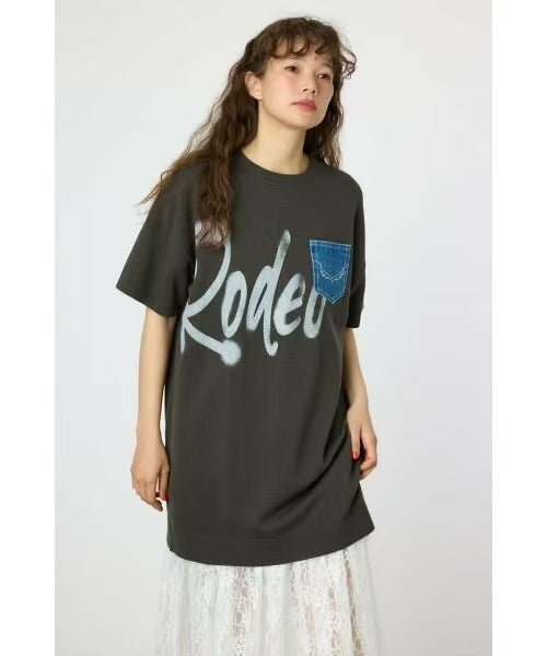 日本直送Rode Crown Spray Logo Knit Dress - HLY & CHOCCICO