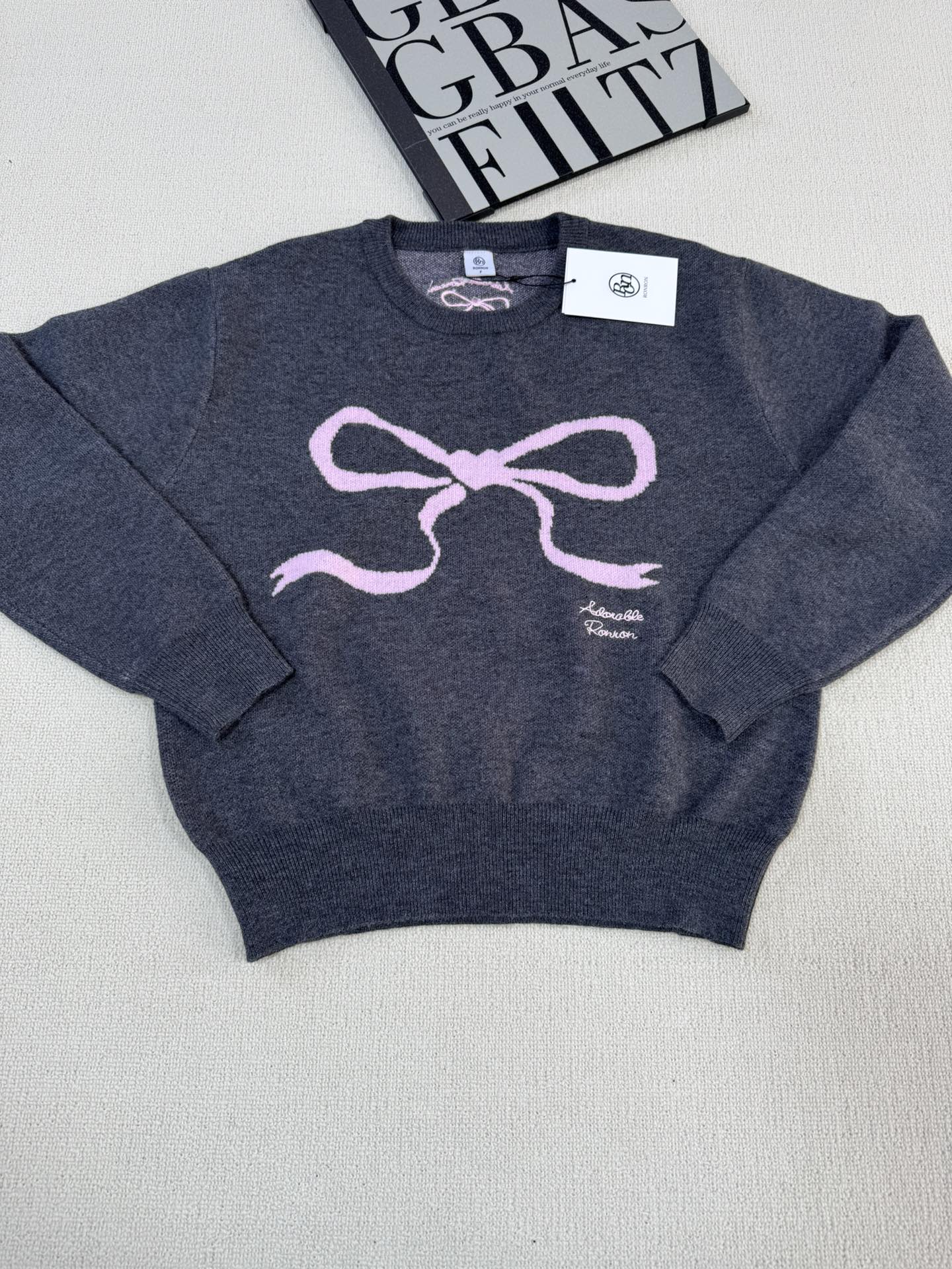 韓國潮牌RonRon 💕HEART RIBBON JACQUARD KNIT - HLY & CHOCCICO