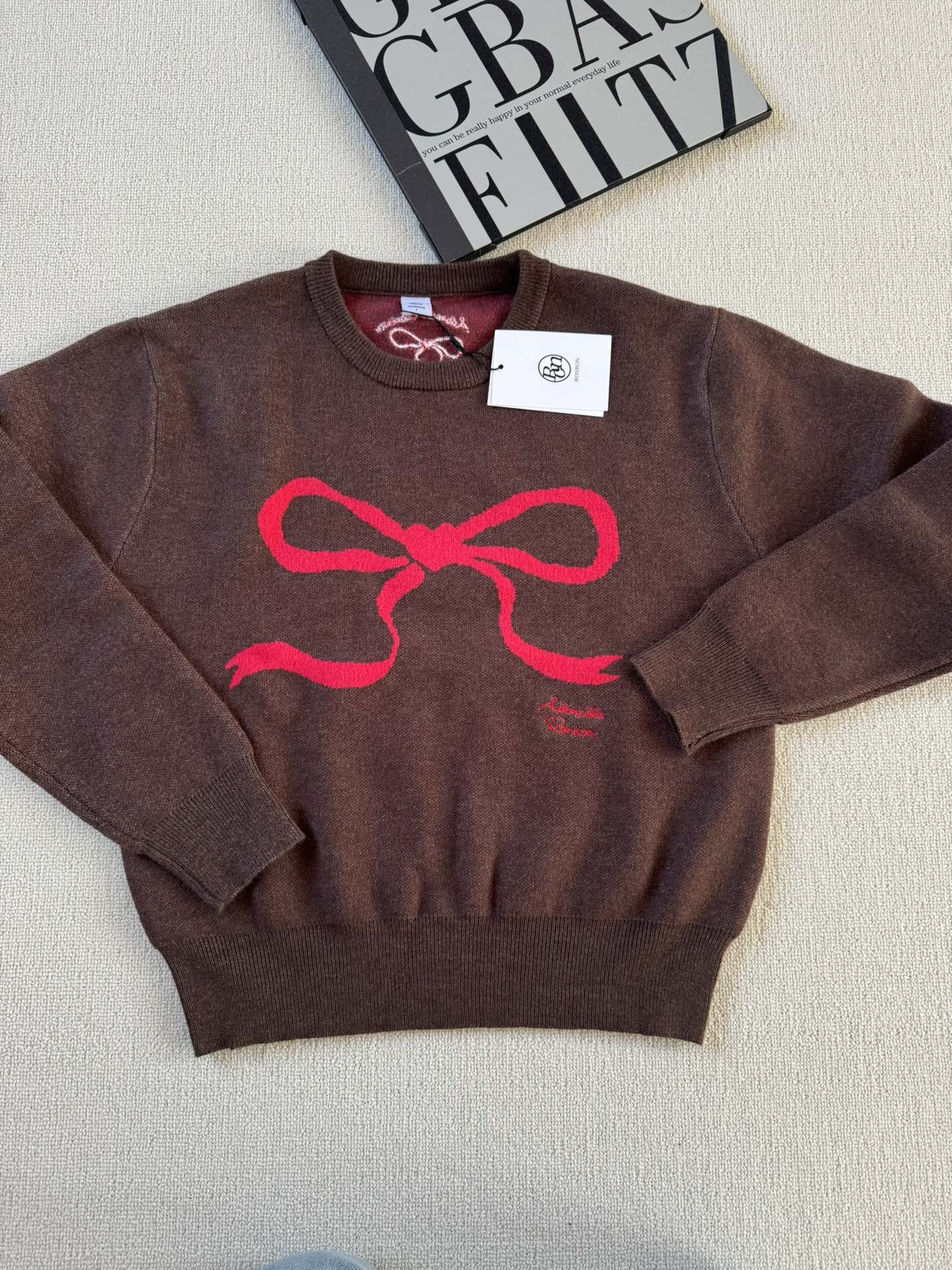 韓國潮牌RonRon 💕HEART RIBBON JACQUARD KNIT - HLY & CHOCCICO