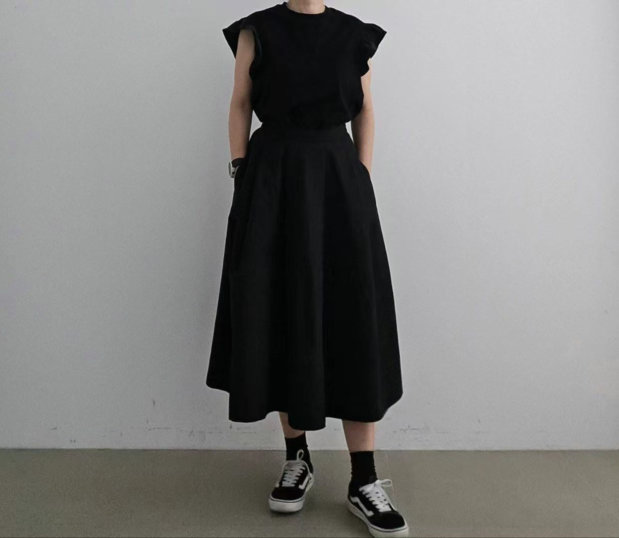 韓國直送Ruffled Elegance Tee - HLY & CHOCCICO