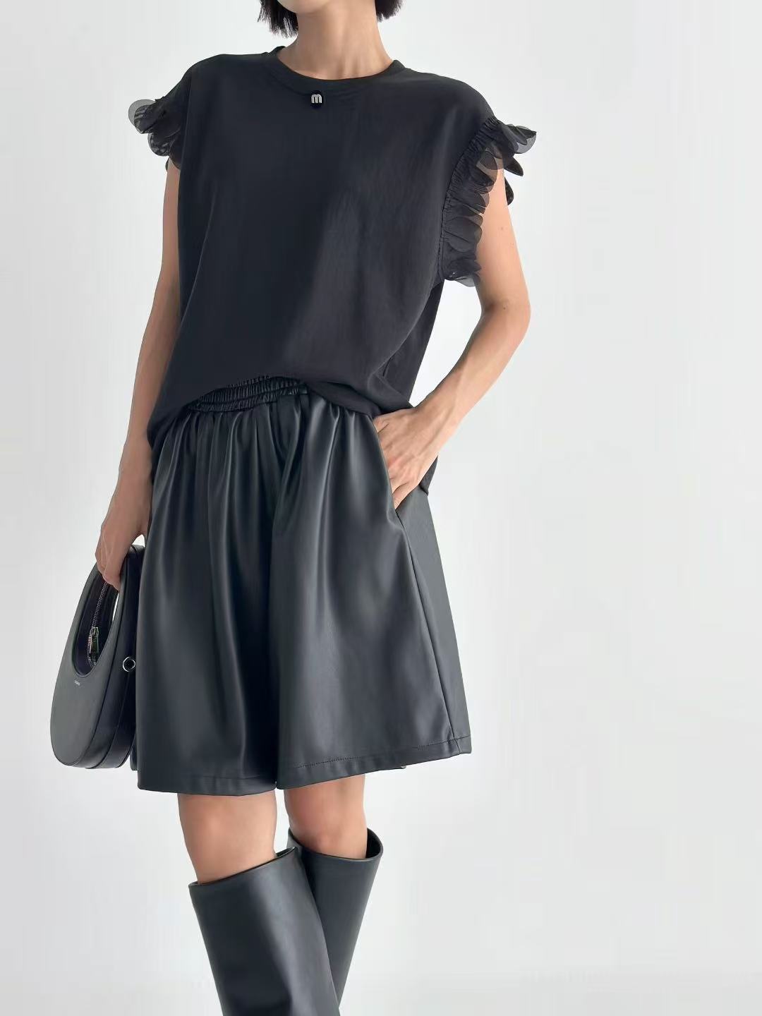 韓國直送Ruffled Elegance Top HLY & CHOCCICO