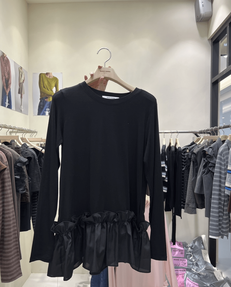 韓國直送Ruffled Hem Long Sleeve Top - HLY & CHOCCICO