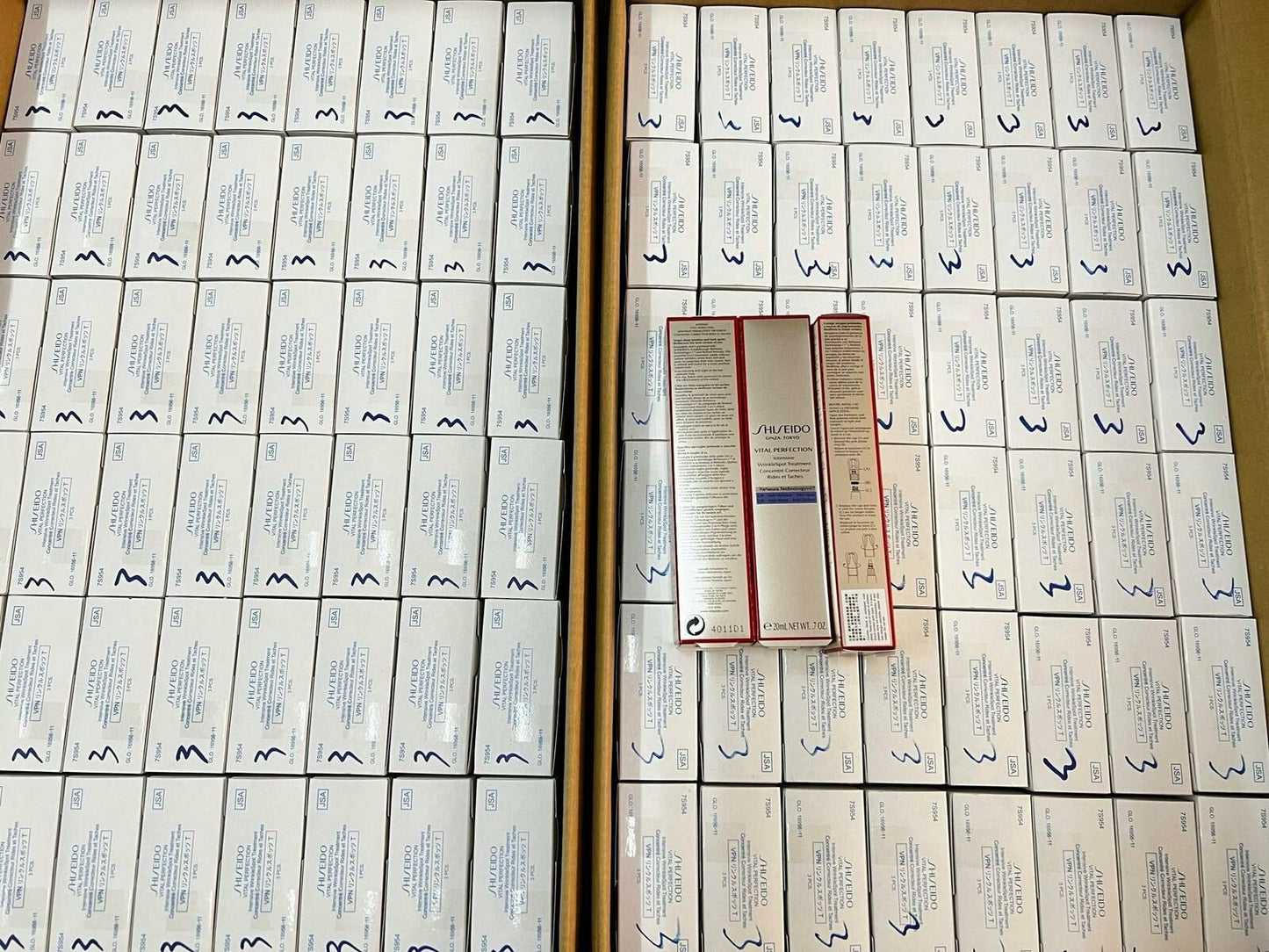 Shiseido資生堂悦薇純A小針管眼霜20ml (香港專櫃) - HLY & CHOCCICO