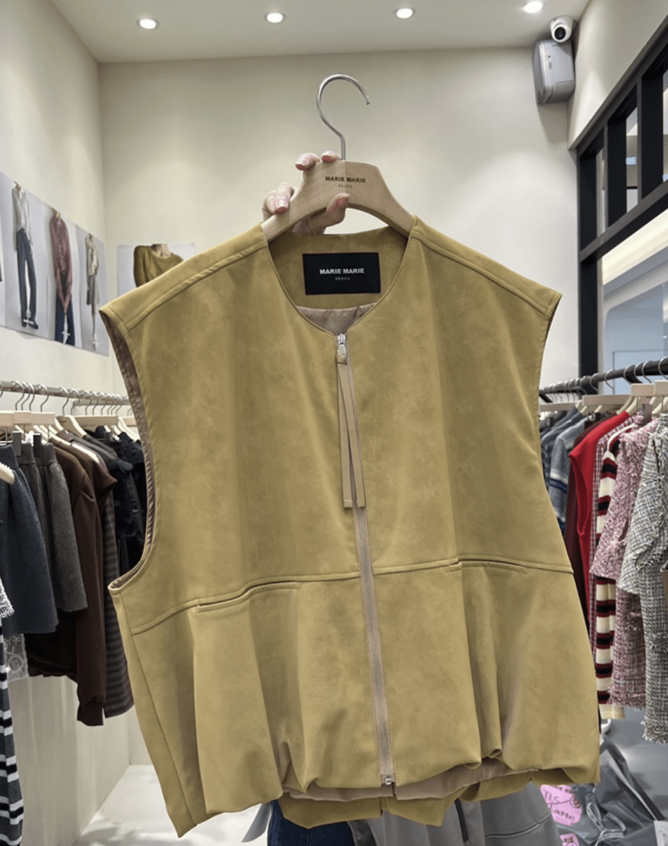 韓國直送Suede Zip-Up Vest / A-Line Suede Skirt - HLY & CHOCCICO