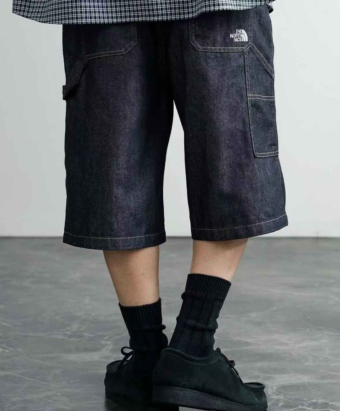 韓國直送TNF Carpenter Bermuda Shorts