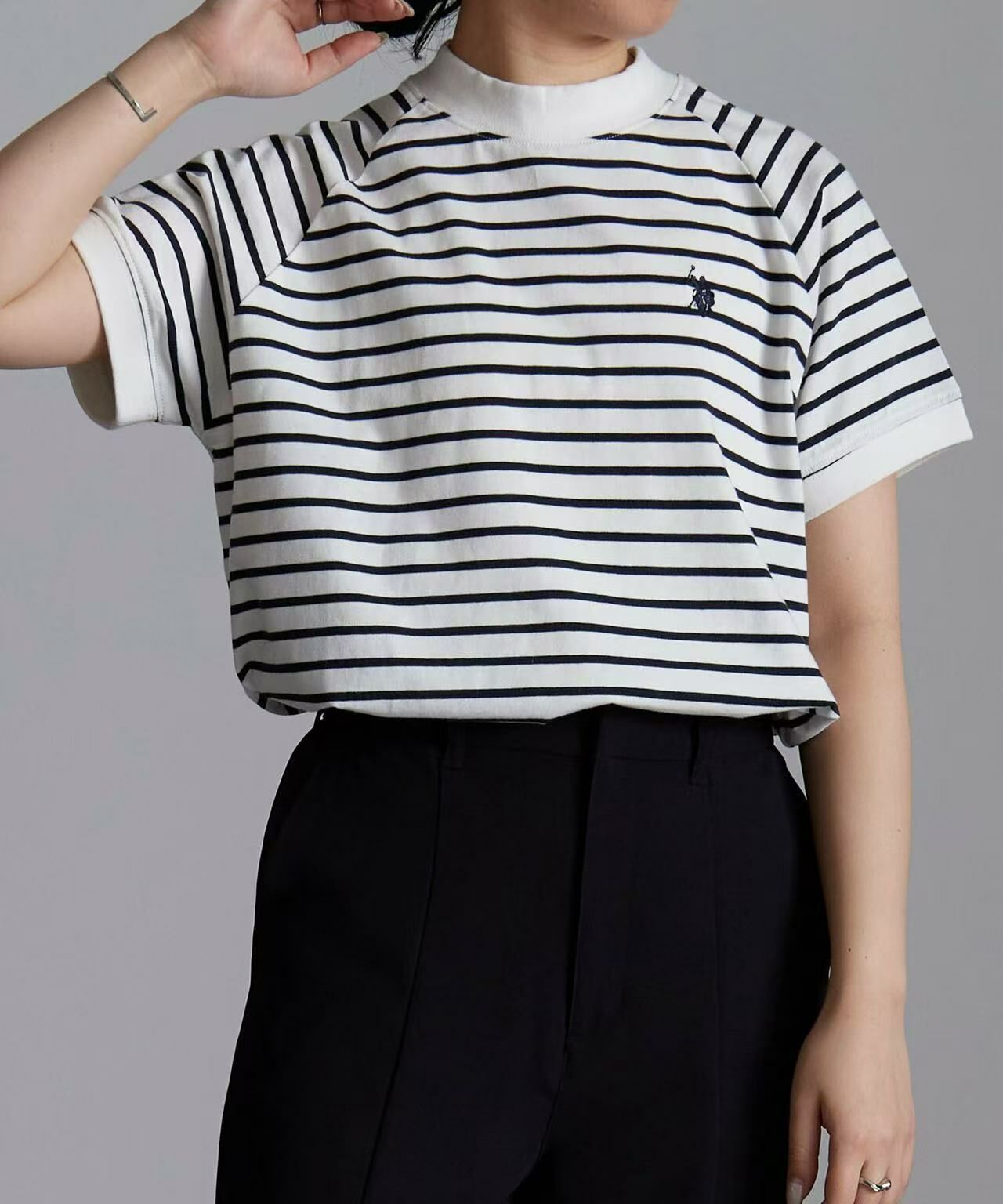 日本直送U.S. POLO ASSN Petite High Neck Tee - HLY & CHOCCICO