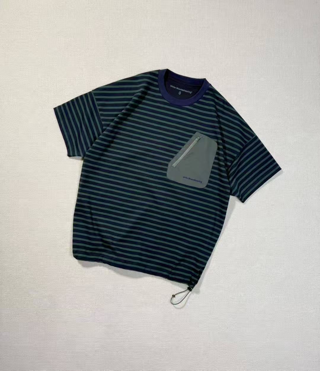 Wide Pocket Tee HLY & CHOCCICO