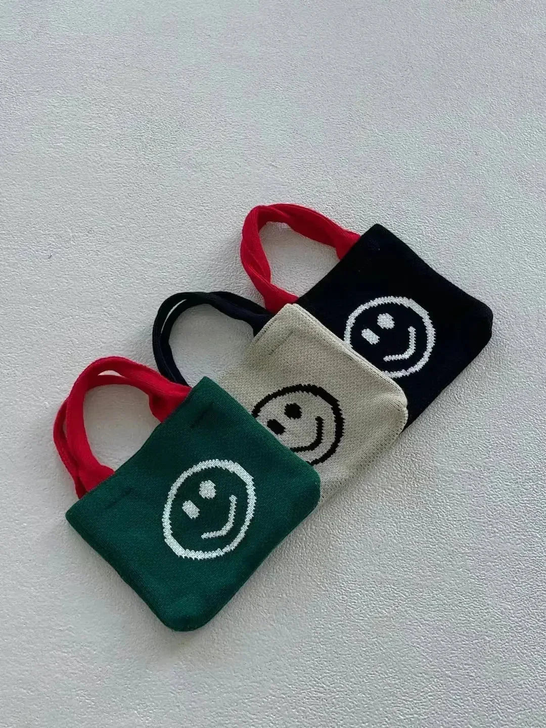 【一口價$108/個】🇰🇷韓國直送🇰🇷 Smile Knit Bag (3color) - HLY &amp; CHOCCICO