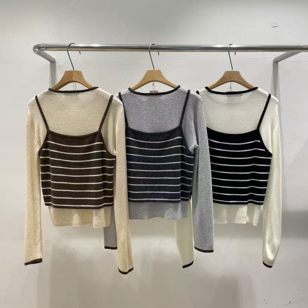 韓國直送Striped Overlay Top
