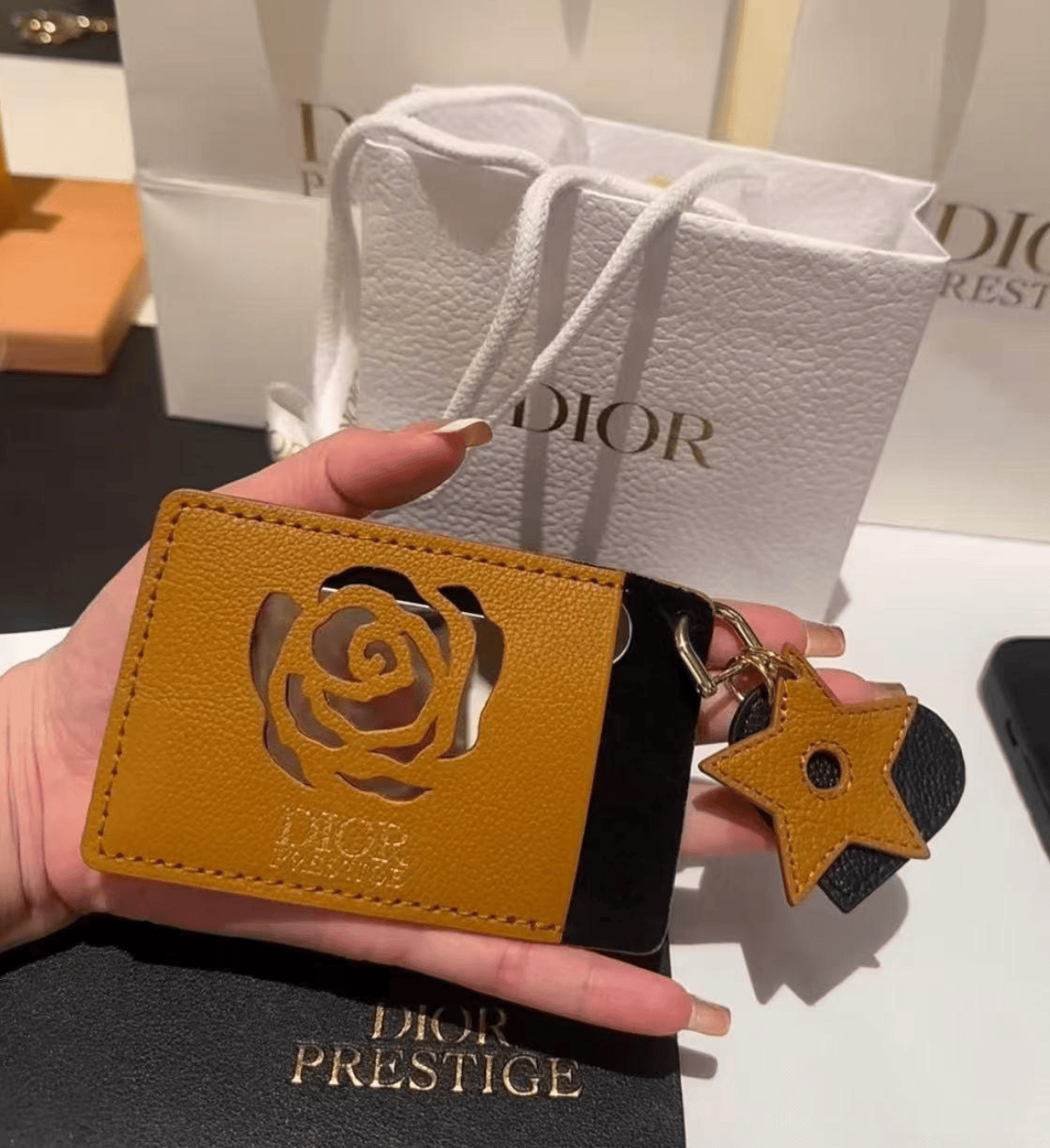 CD真皮卡套 (會員活動贈品) - HLY & CHOCCICO