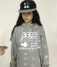 韓國直送Aeae Star Print Hoodie - HLY & CHOCCICO