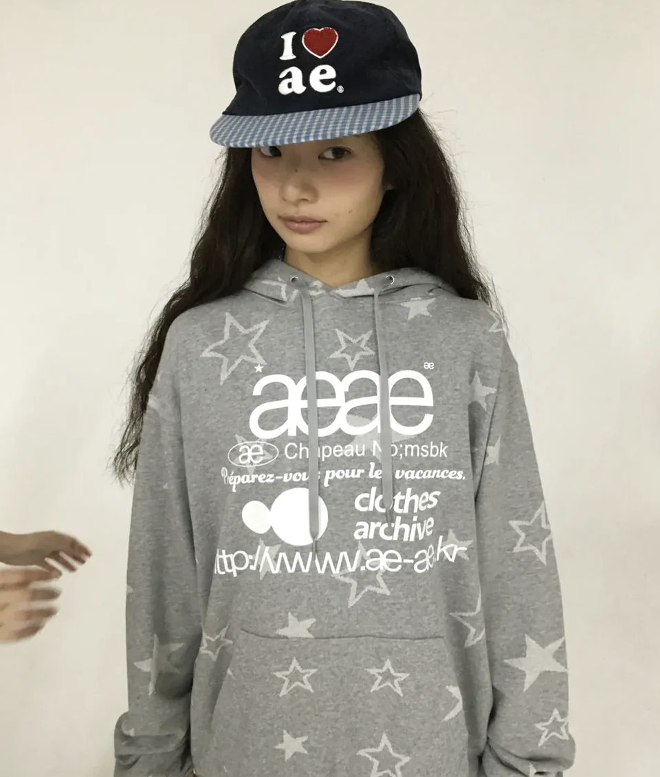 韓國直送Aeae Star Print Hoodie - HLY & CHOCCICO