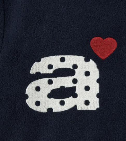 韓國直送Aeae Dot Small Letter Fleece Hoodie - HLY & CHOCCICO