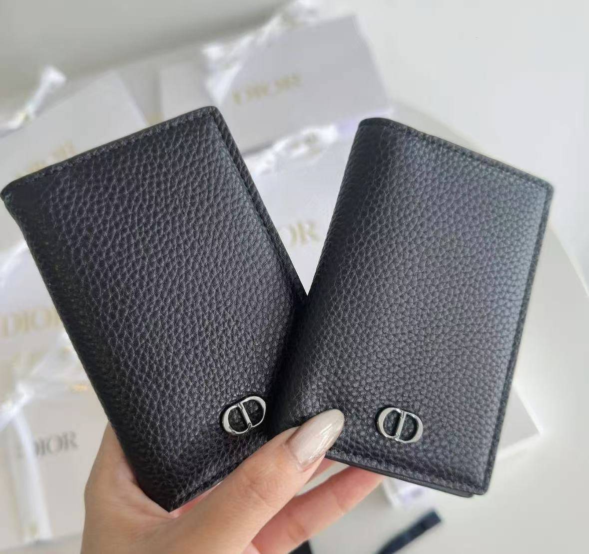 CD 經典荔枝紋皮革積分對換卡包 - HLY &amp; CHOCCICO