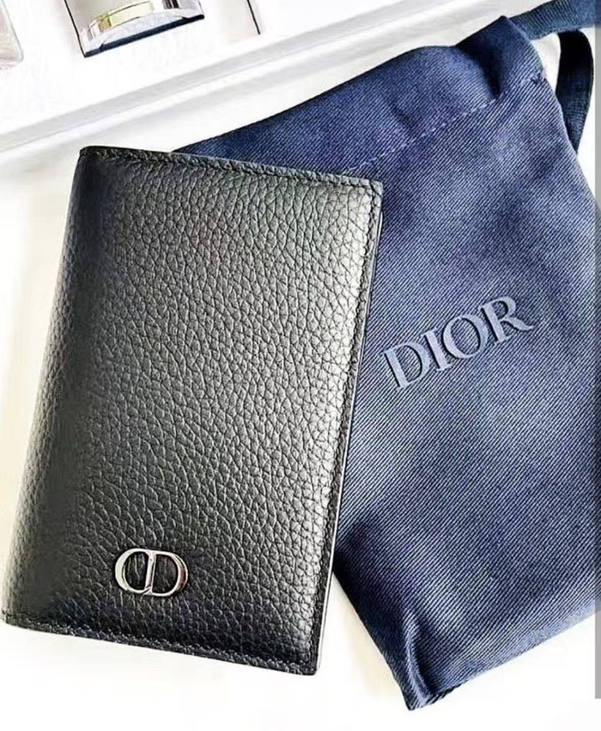 CD 經典荔枝紋皮革積分對換卡包 - HLY &amp; CHOCCICO