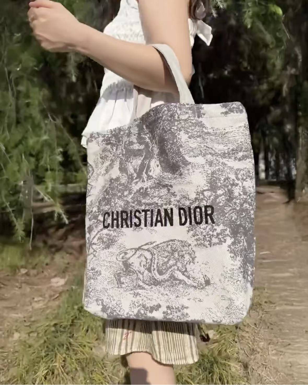 CD Beauty VIP 限定 黑色動物圖 Tote Bag - HLY & CHOCCICO