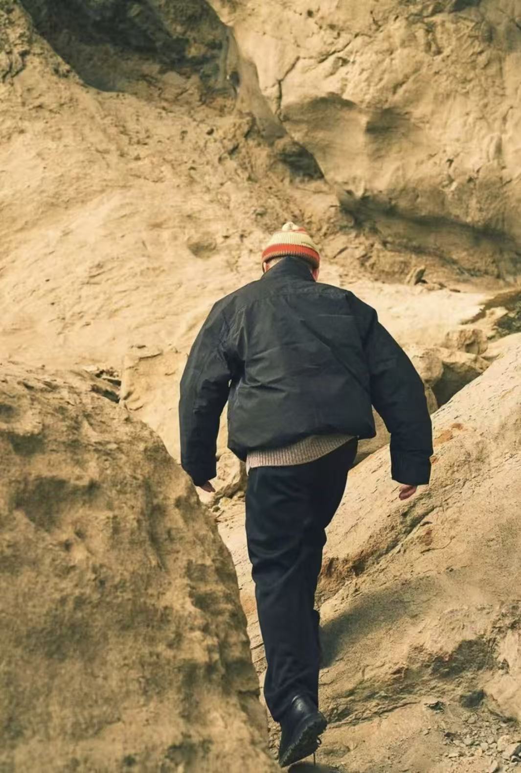 Nanamica X 417 Gore- Tex Short Down Jacket (Black)