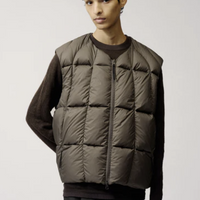 Goldwin O Three Dimensional Down Light  Vest