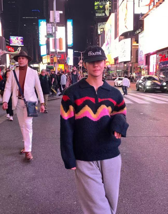 韓國直送Baron Wave Mohair Half Zip -up Knit - HLY &amp; CHOCCICO