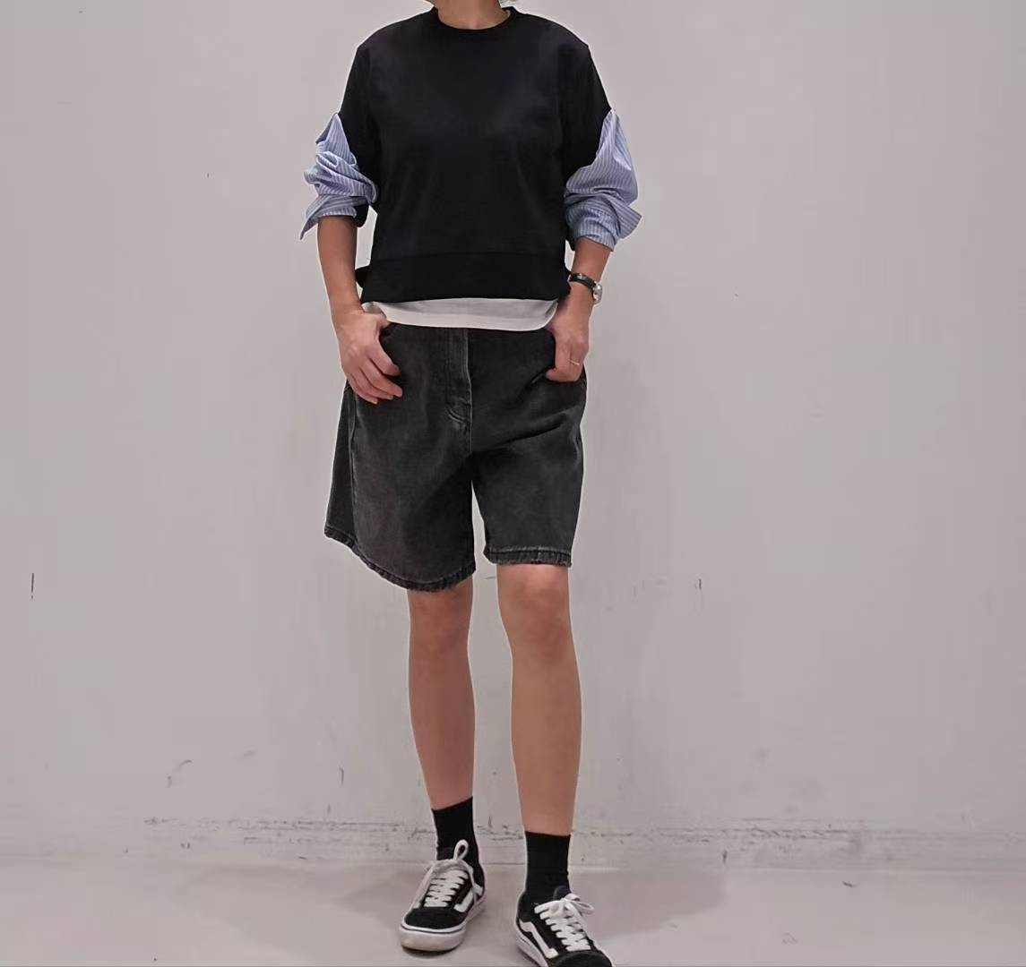 韓國直送Trendy Mixed Fabric Sweatshirt - HLY &amp; CHOCCICO